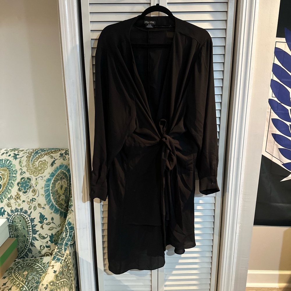 CITY CHIC Black Tie-Front Dress